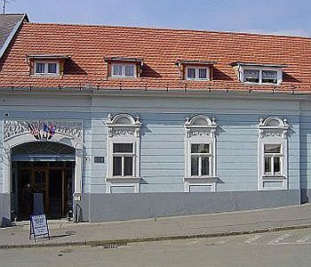 Varkapu Panzio Eğri Dış mekan fotoğraf